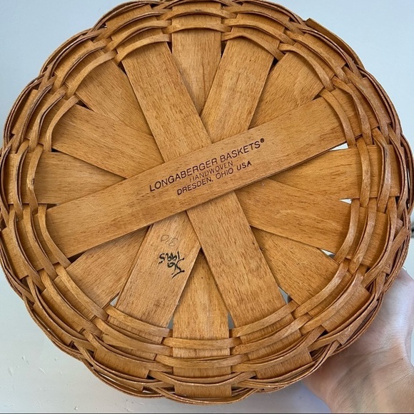 LONGABERGER WOVEN TRADITIONS 10" DARNING BASKET with 2 LEATHER LOOP HANDLES 1995 - Picture 8 of 10